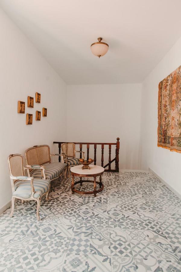 Вилла Casa Leal Ла-Пуэбла-де-лос-Инфантес Экстерьер фото